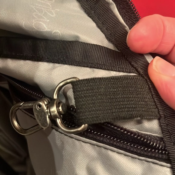 Healthy Back Bag, black, cross body bag. Lots of pockets inside and out. - Picture 9 of 11